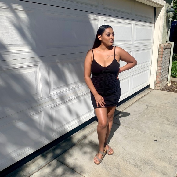 Black Bodycon Dress - Picture 6 of 6